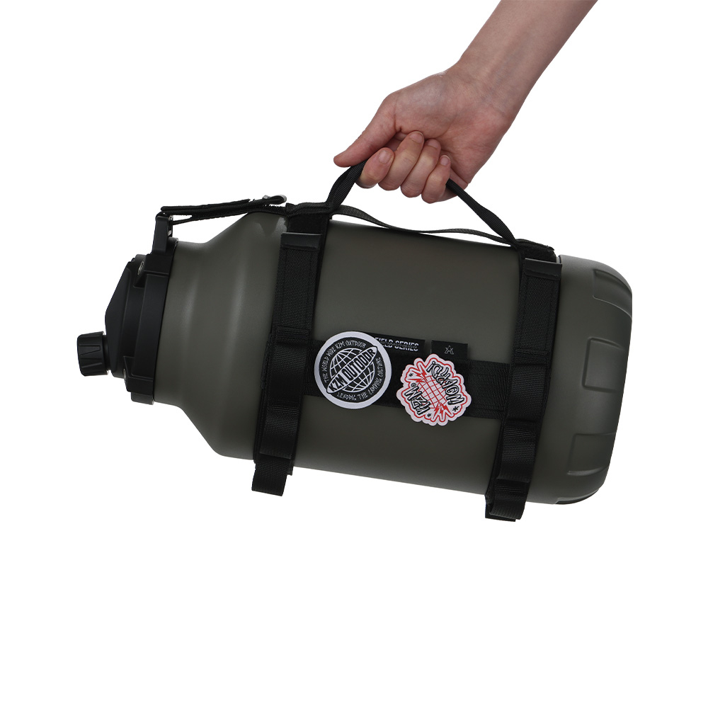 (預購)KZM 大容量保冰水壺4.5L套裝組 (水壺+水壺架)